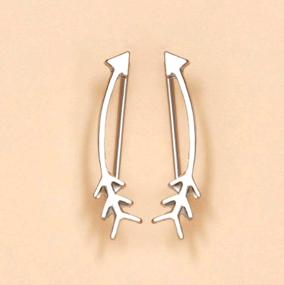 Curved Arrow Ear Climbers, choice of color - Picture 6 of 8